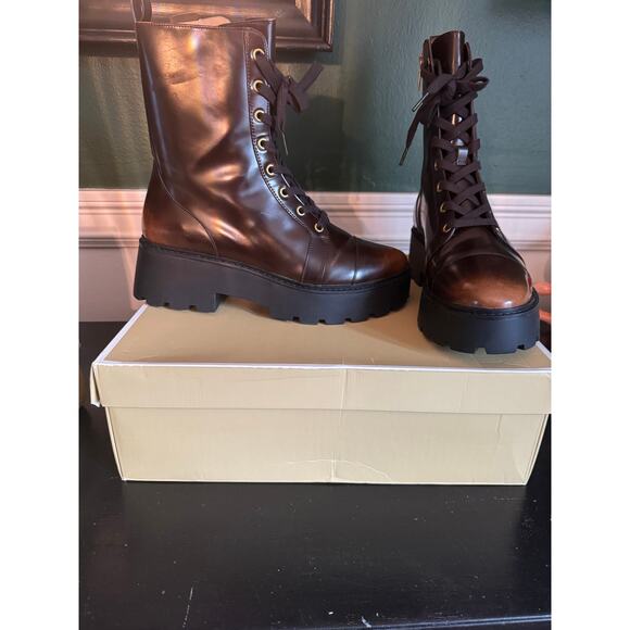 Michael Kors Blake Burnished Combat Boot NIB size 10 - Picture 4 of 4